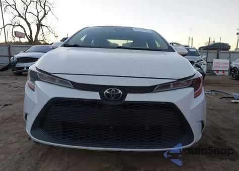 2020 Toyota Corolla Le z USA, uszkodzony, nr VIN JTDEPRAE0LJ021803